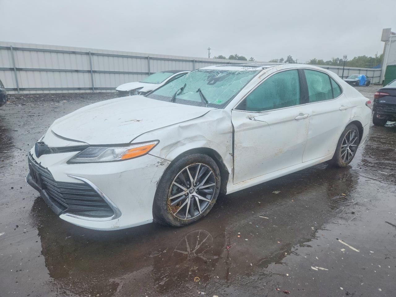2022 TOYOTA CAMRY XLE | 4T1F31AK9NU576768 | UPCARS