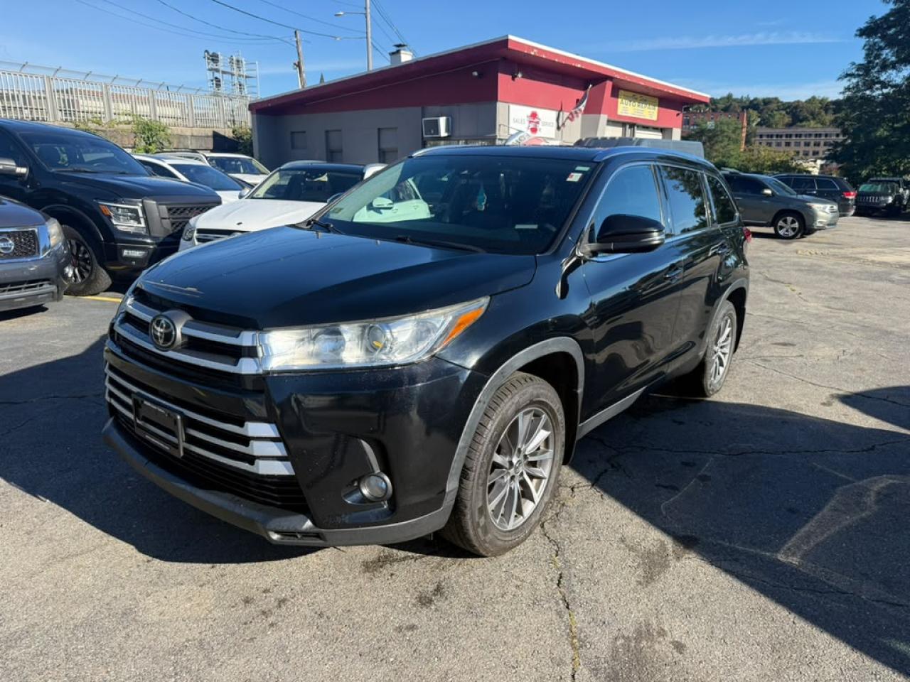 2019 TOYOTA HIGHLANDER XLE | 5TDJZRFH7KS980614 | UPCARS