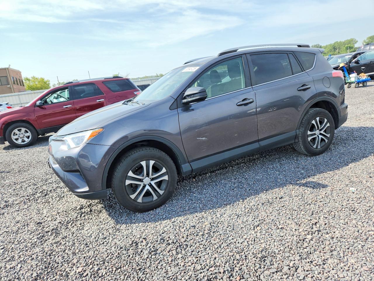 2016 TOYOTA RAV4 LE | JTMZFREV0GJ095775 | UPCARS