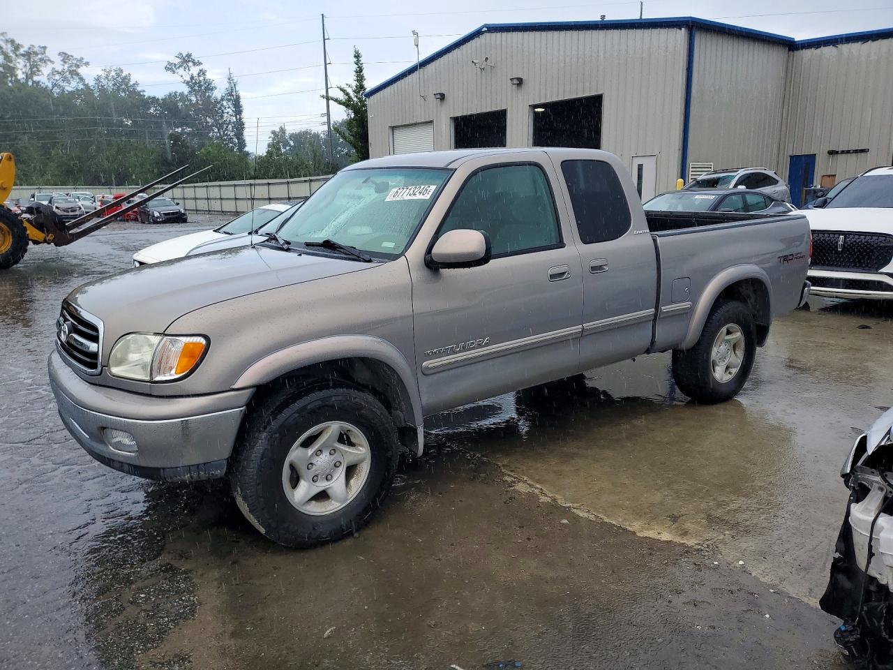 2001 TOYOTA TUNDR ACCESS CAB LIMITED | 5TBRT381X1S194430 | UPCARS