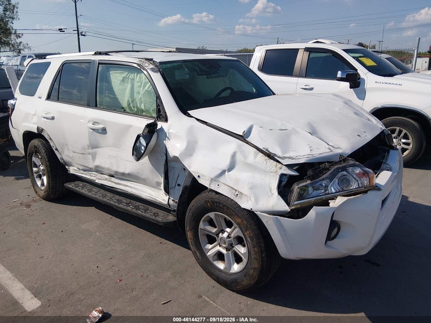 2018 TOYOTA 4RUNNER SR5 | JTEZU5JR4J5174952 | UPCARS