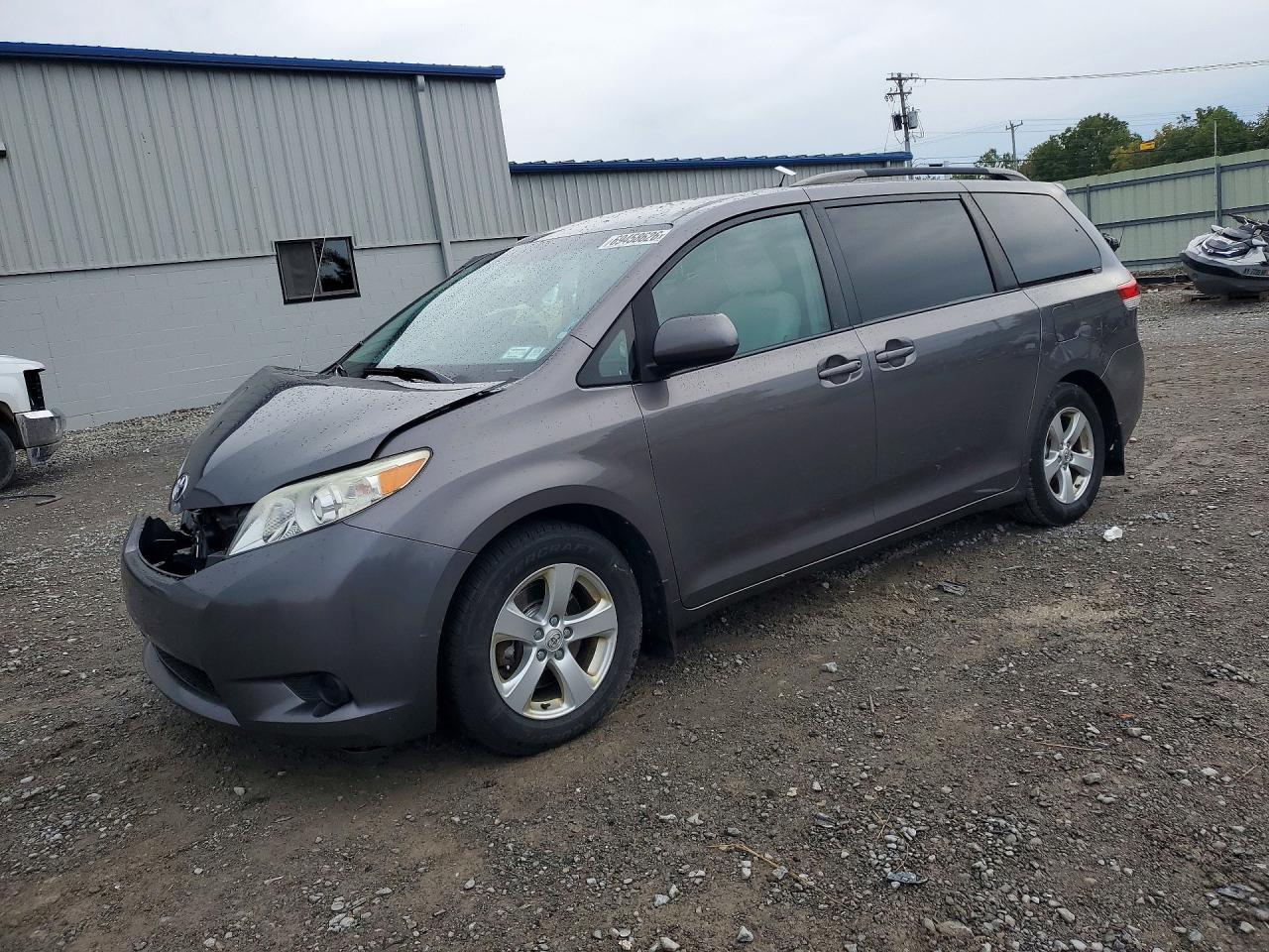 2011 TOYOTA SIENNA LE | 5TDKK3DC5BS103794 | UPCARS