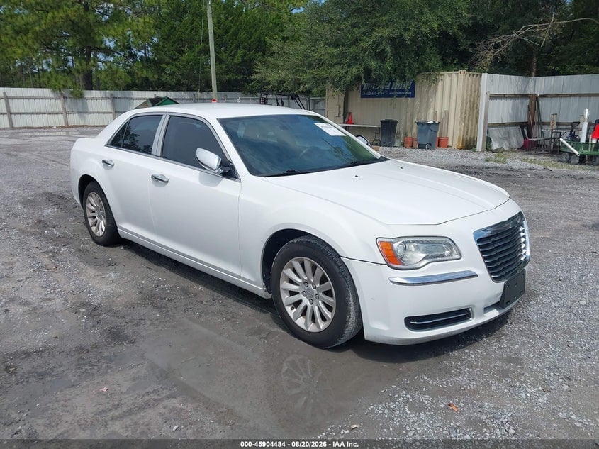 2014 CHRYSLER 300 | 2C3CCAAG4EH335971 | UPCARS