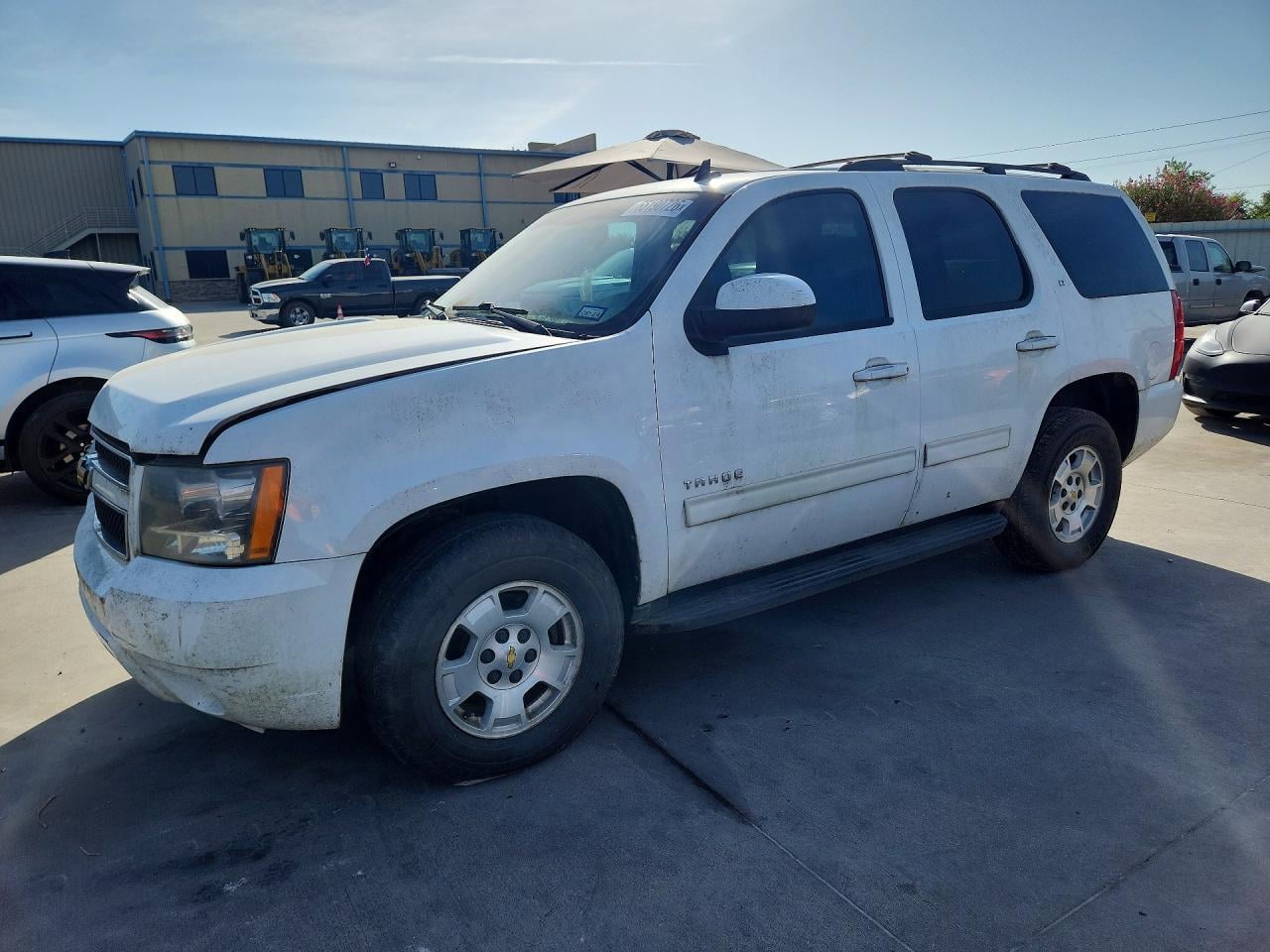 2013 CHEVROLET TAHOE C1500 LT | 1GNSCBE0XDR323601 | UPCARS