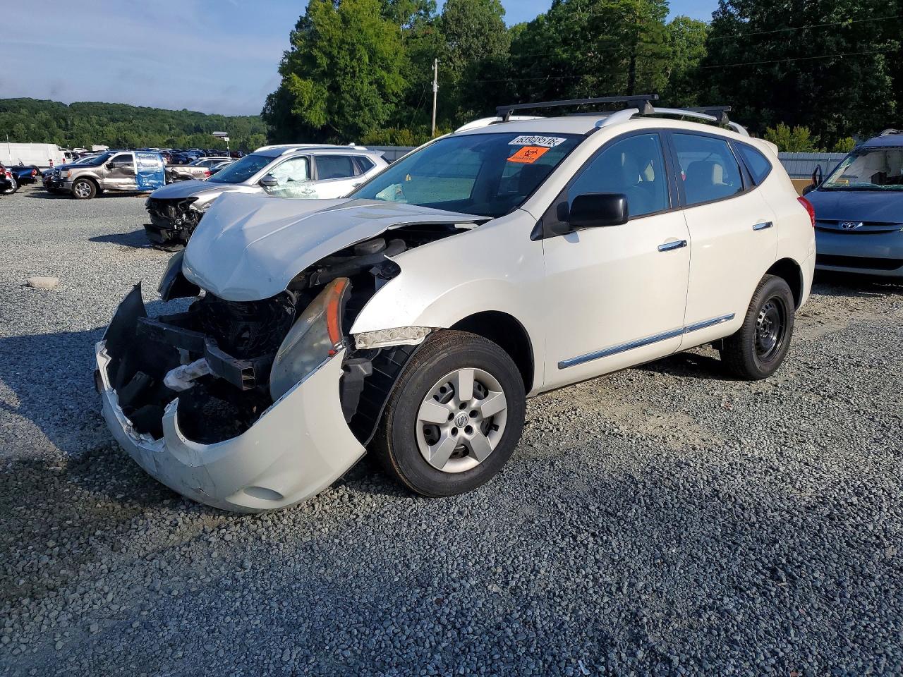 2015 NISSAN ROGUE S | JN8AS5MT1FW153335 | UPCARS