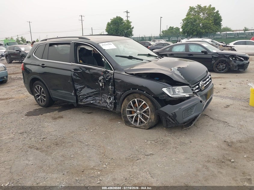 2019 VOLKSWAGEN TIGUAN 2.0T SE/2.0T SEL/2.0T SEL R-LINE/2.0T SEL R-LINE BLACK | 3VV2B7AX1KM119975 | UPCARS
