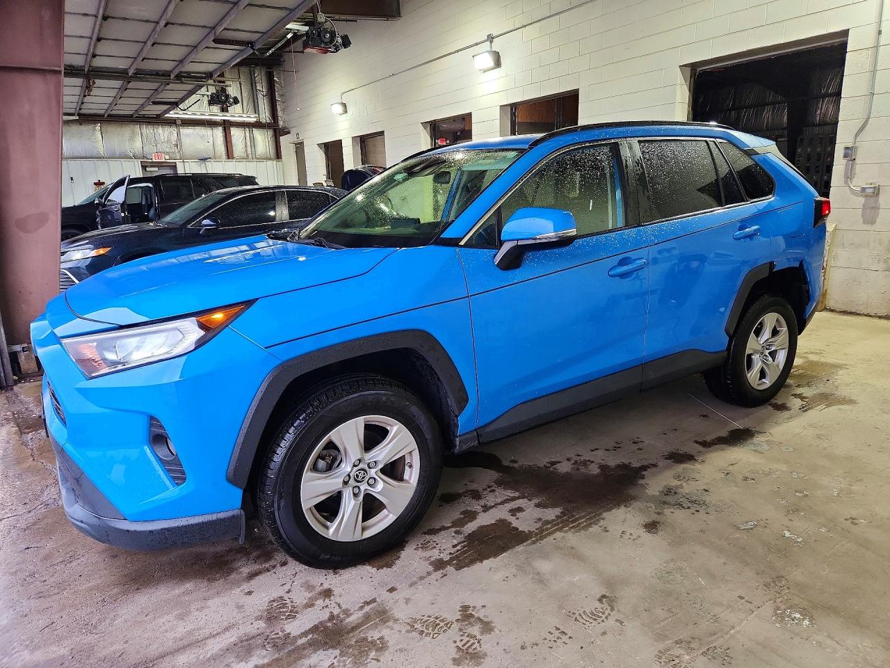 2019 TOYOTA RAV4 XLE | JTMP1RFV5KD009940 | UPCARS