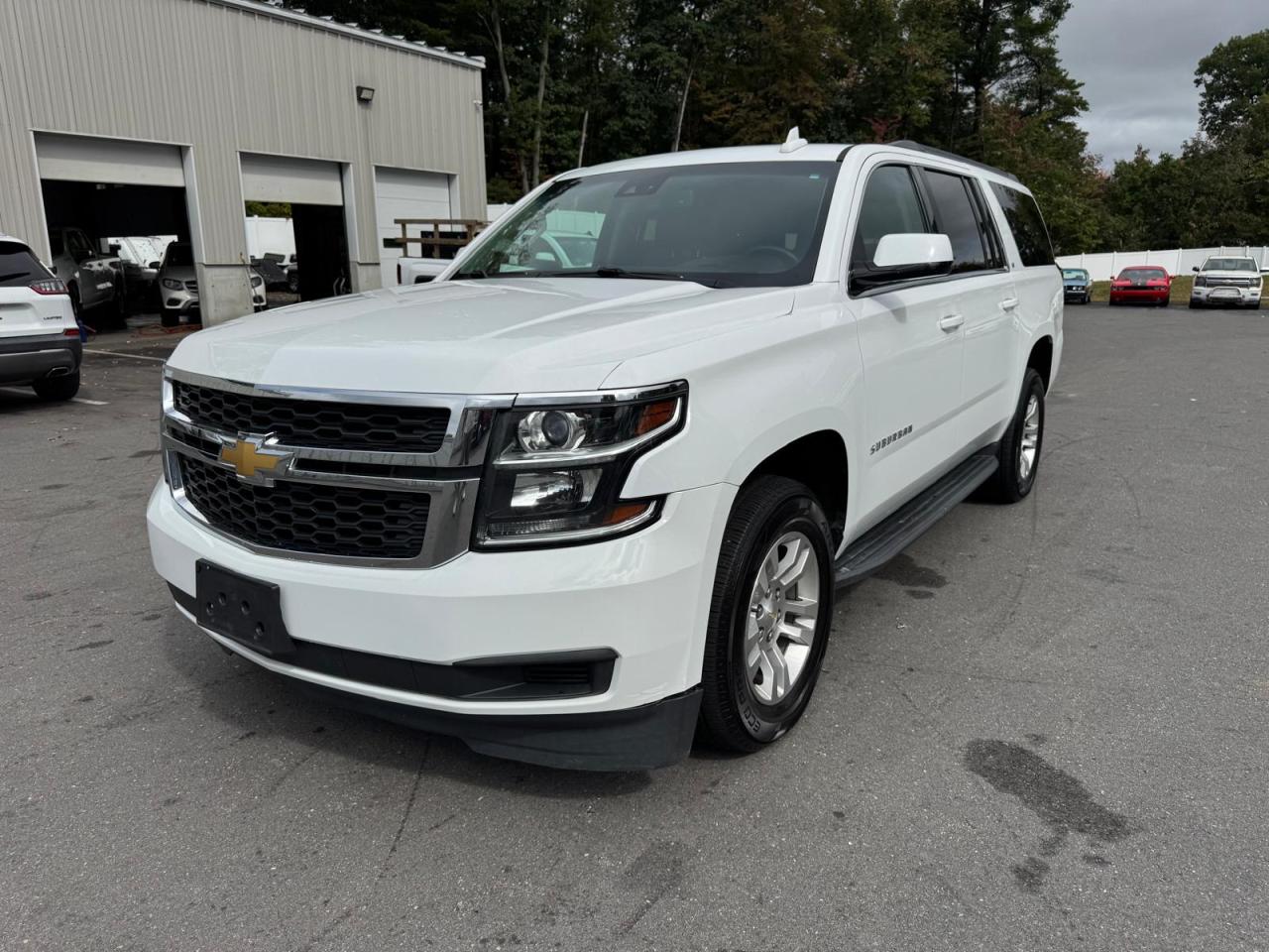 2019 CHEVROLET SUBURBAN K1500 LT | 1GNSKHKC3KR191086 | UPCARS