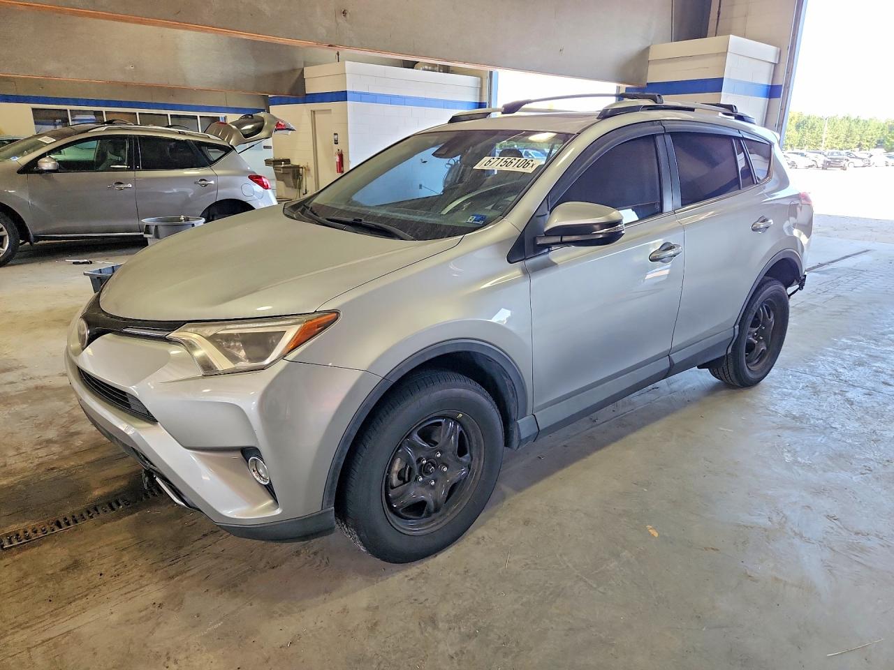 2018 TOYOTA RAV4 XLE | 2T3WFREV3JW508333 | UPCARS
