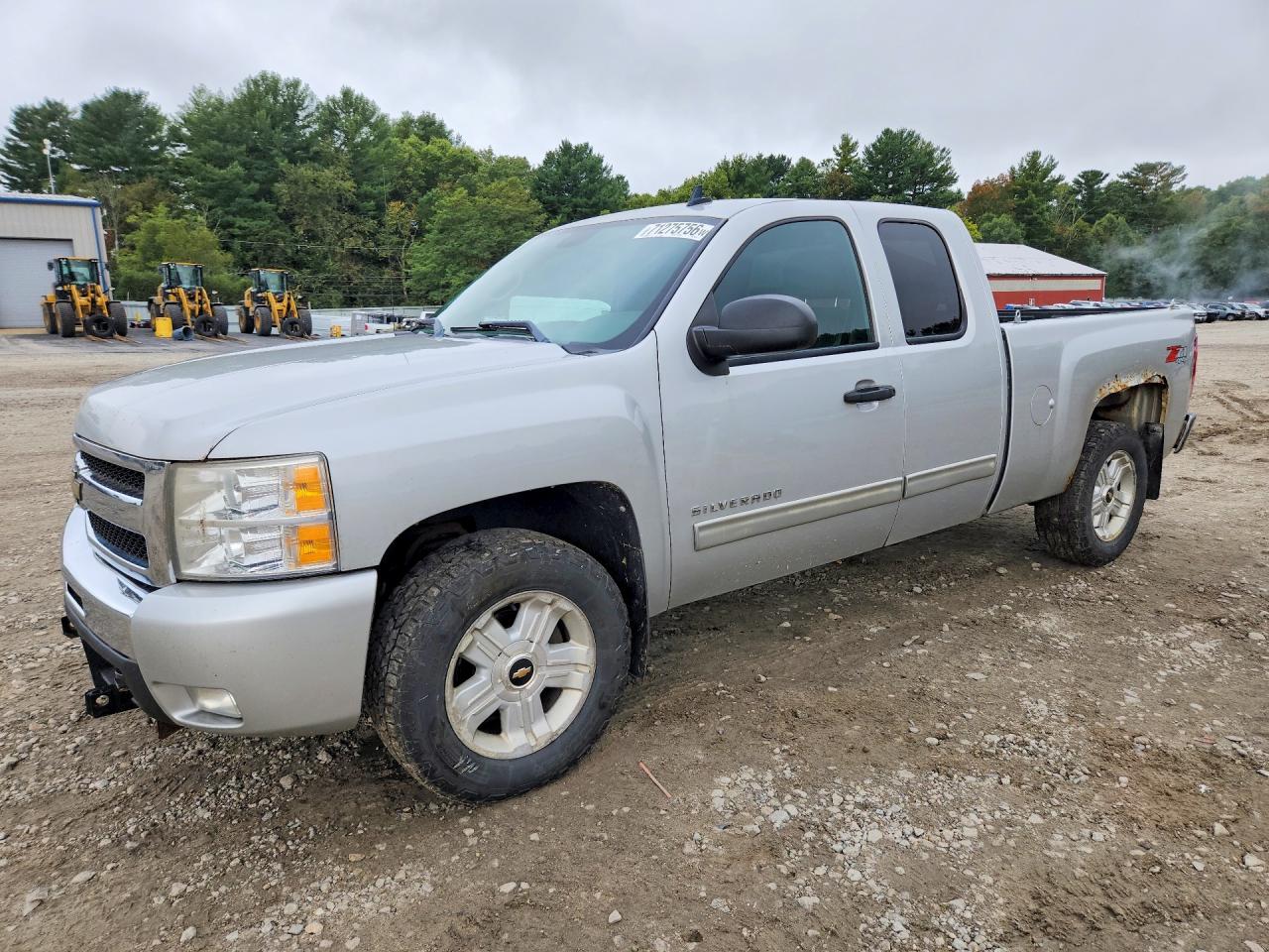 2011 CHEVROLET SILVERADO K1500 LT | 1GCRKSE38BZ146743 | UPCARS