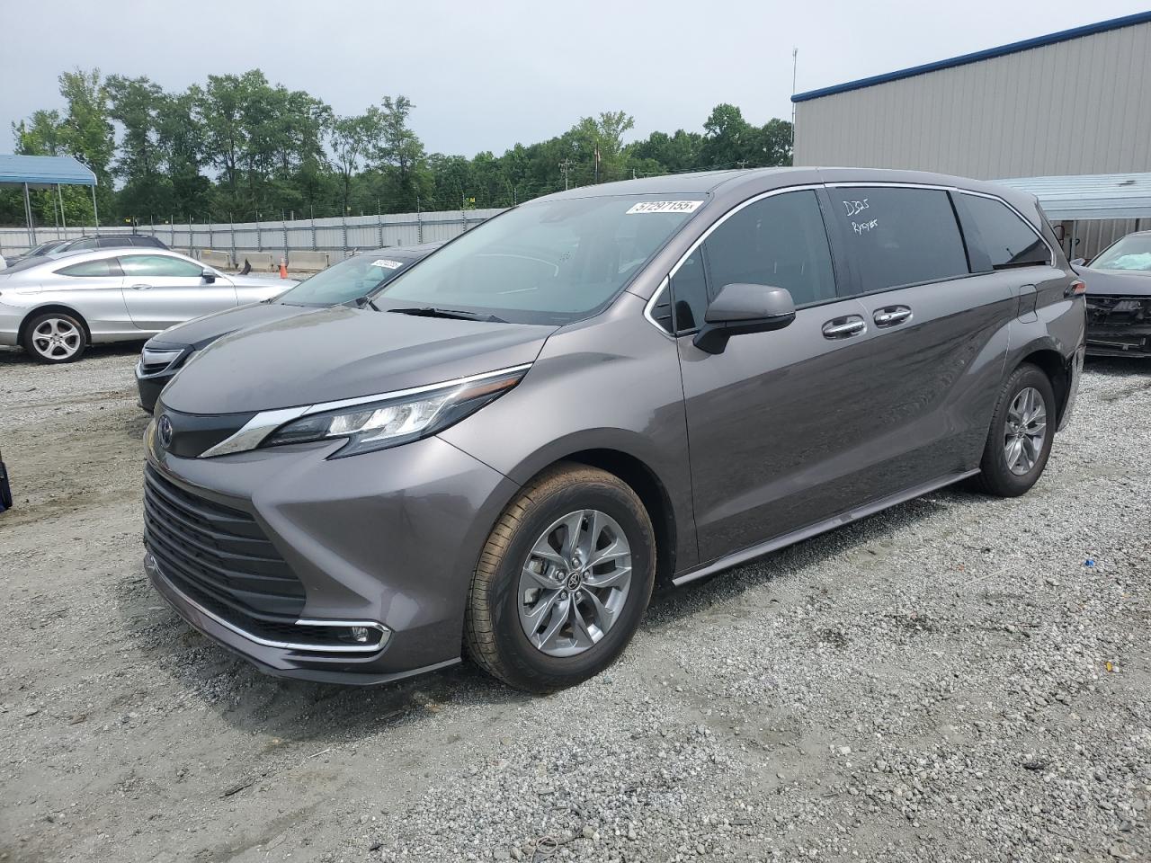 2022 TOYOTA SIENNA XLE | 5TDYRKEC2NS120961 | UPCARS