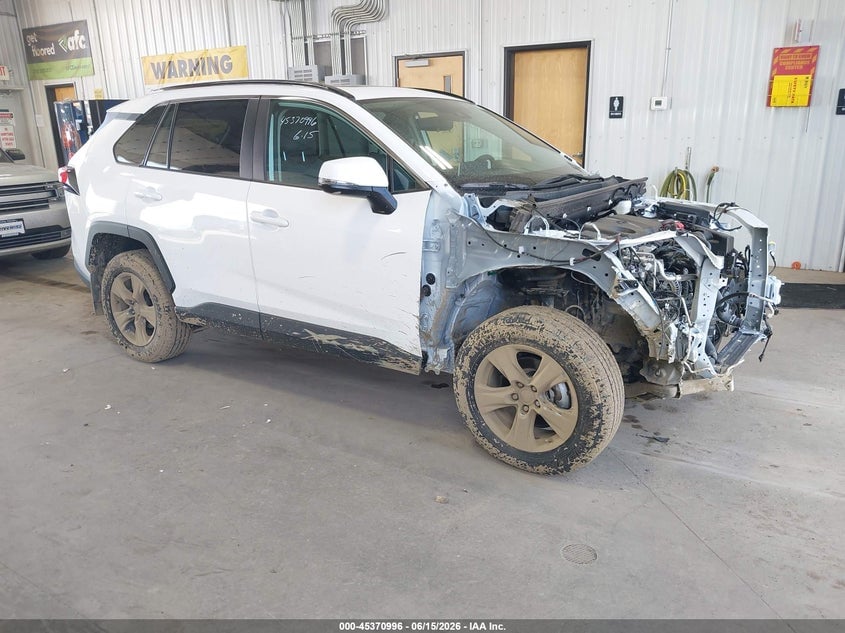 2025 TOYOTA RAV4 XLE | 2T3P1RFV1SC513728 | UPCARS