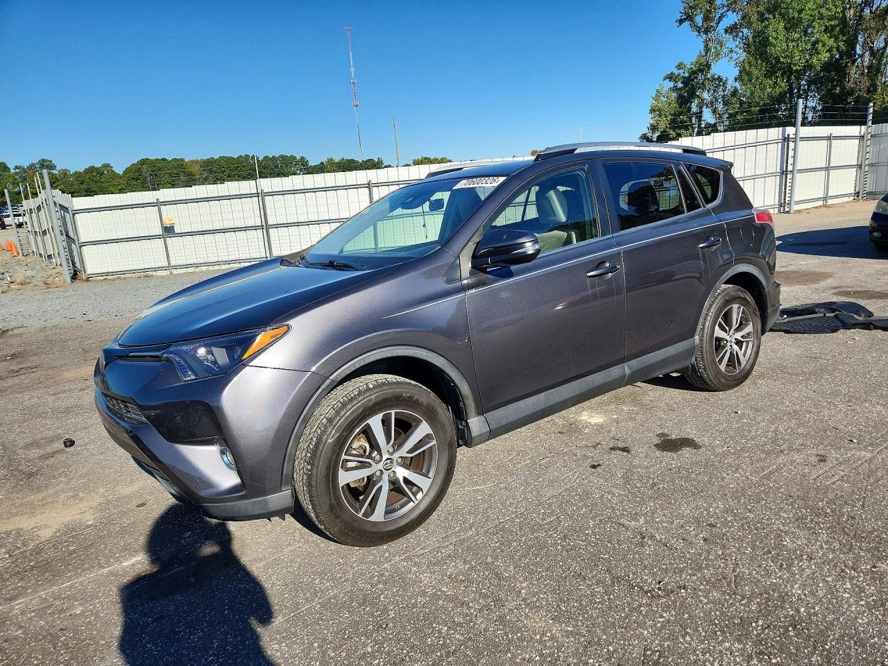 2017 TOYOTA RAV4 XLE | JTMWFREV0HJ117505 | UPCARS
