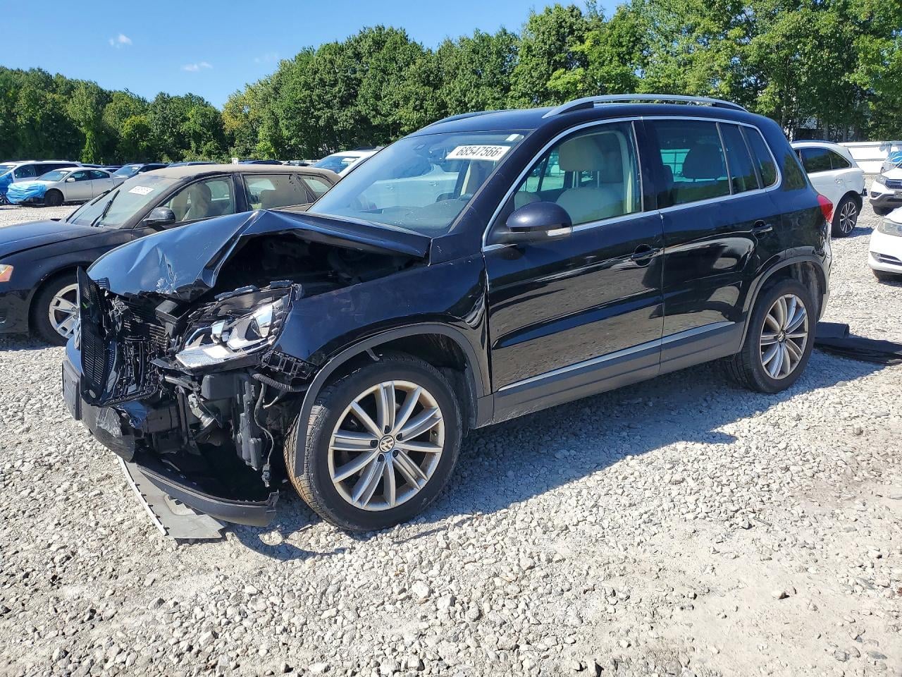 2016 VOLKSWAGEN TIGUAN S | WVGBV7AX1GW519477 | UPCARS