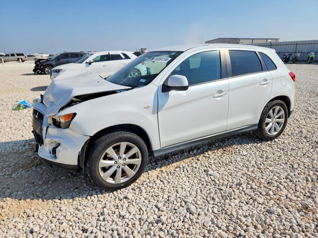 2013 MITSUBISHI OUTLANDER ES | 4A4AP3AUXDE008448 | UPCARS