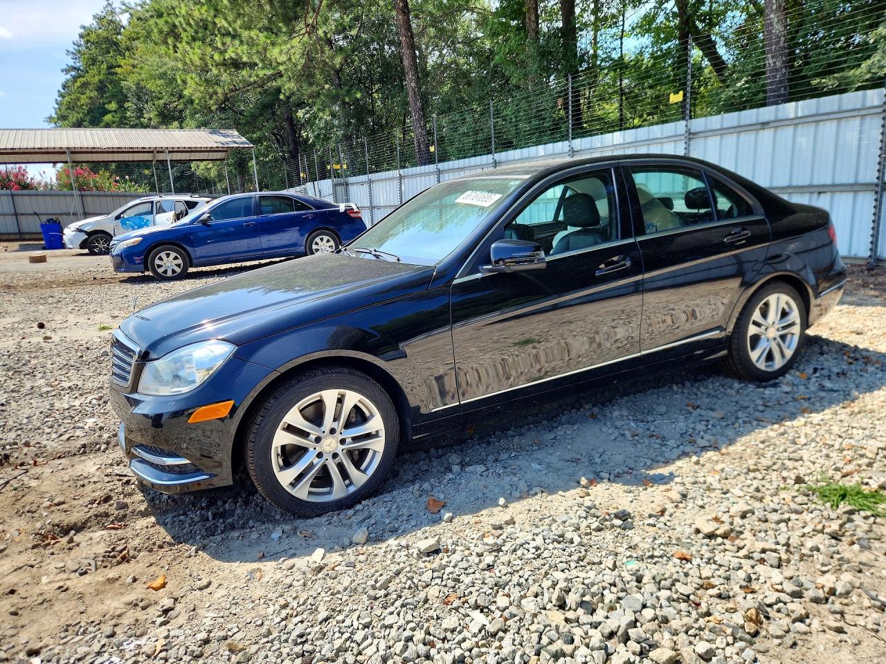 2014 MERCEDES-BENZ C-CLASS 300 4MATIC | WDDGF8AB8ER325032 | UPCARS