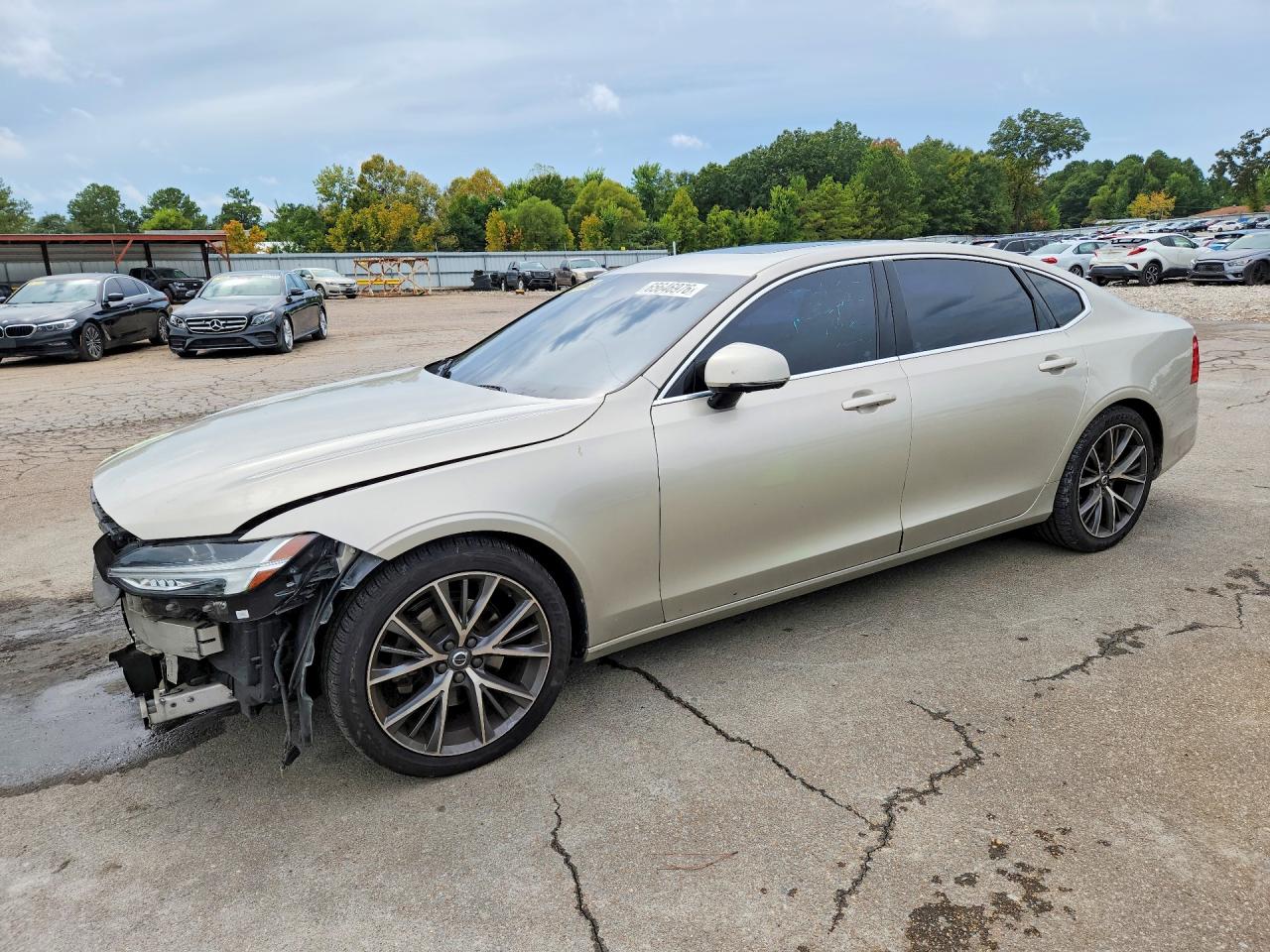 2018 VOLVO S90 T5 MOMENTUM | LVY982AK9JP029378 | UPCARS