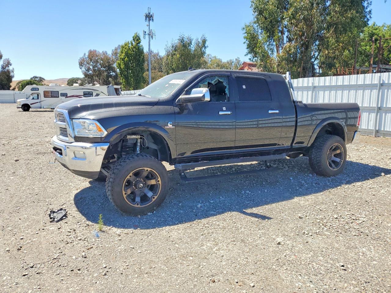 2018 RAM 3500 LARAMIE | 3C63R3ML0JG384956 | UPCARS