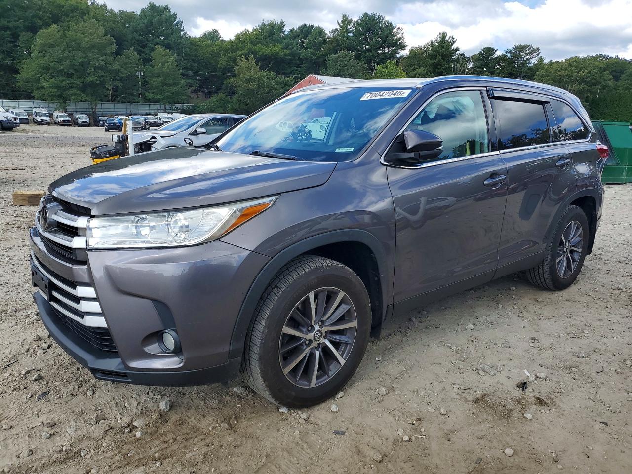2019 TOYOTA HIGHLANDER XLE | 5TDJZRFH4KS588996 | UPCARS
