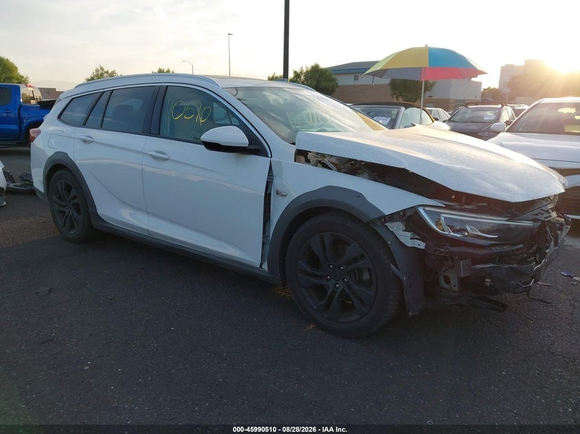 2018 BUICK REGAL TOURX ESSENCE | W04GV8SX6J1106418 | UPCARS