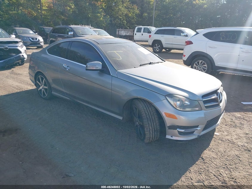 2015 MERCEDES-BENZ C 250 | WDDGJ4HB0FG415446 | UPCARS