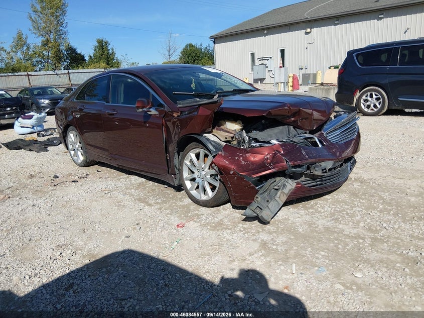 2016 LINCOLN MKZ | 3LN6L2G96GR617233 | UPCARS