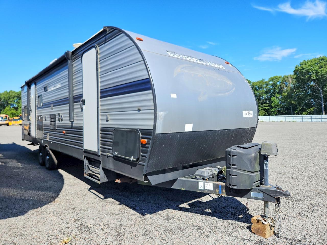 2019 FOREST RIVER TRAVEL TRL CHEROKEE CAMPER | 4X4TCKB23KX138974 | UPCARS