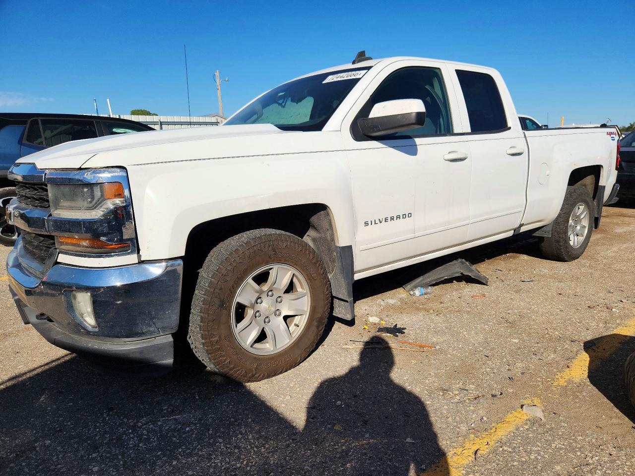 2017 CHEVROLET SILVERADO K1500 LT | 1GCVKREC3HZ241212 | UPCARS