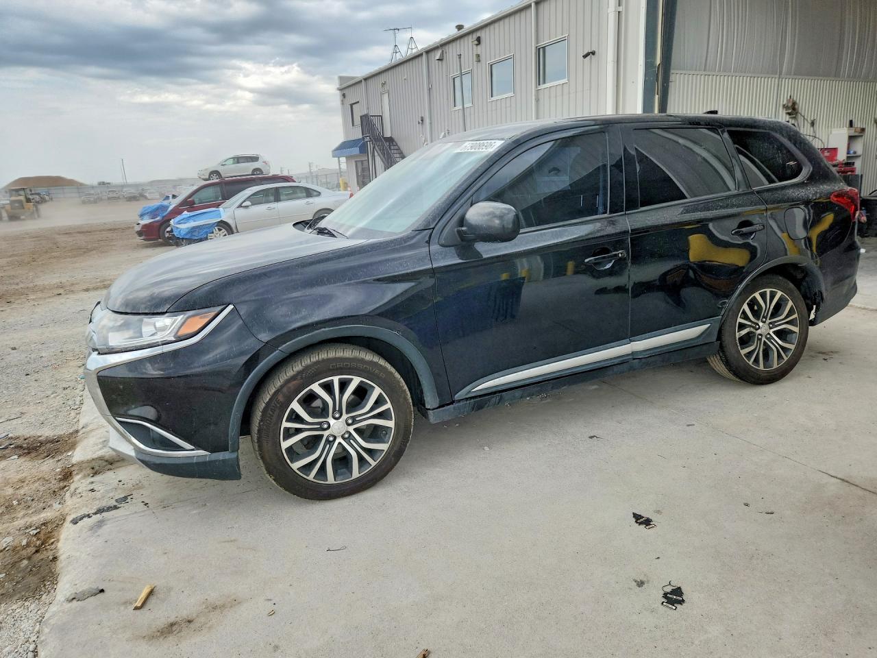 2017 MITSUBISHI OUTLANDER ES | JA4AD2A37HZ028618 | UPCARS