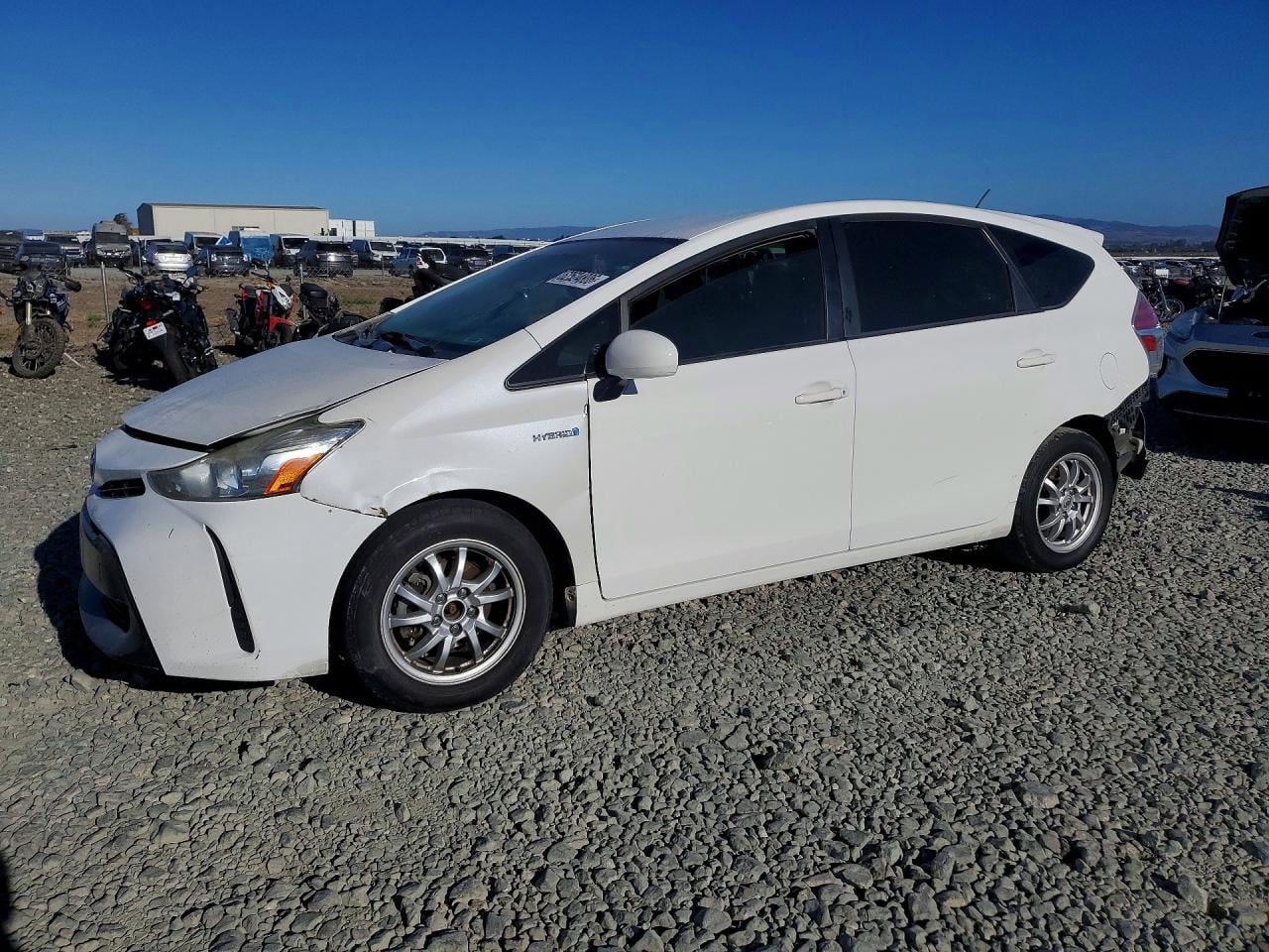 2017 TOYOTA PRIUS V TWO | JTDZN3EU7HJ068016 | UPCARS