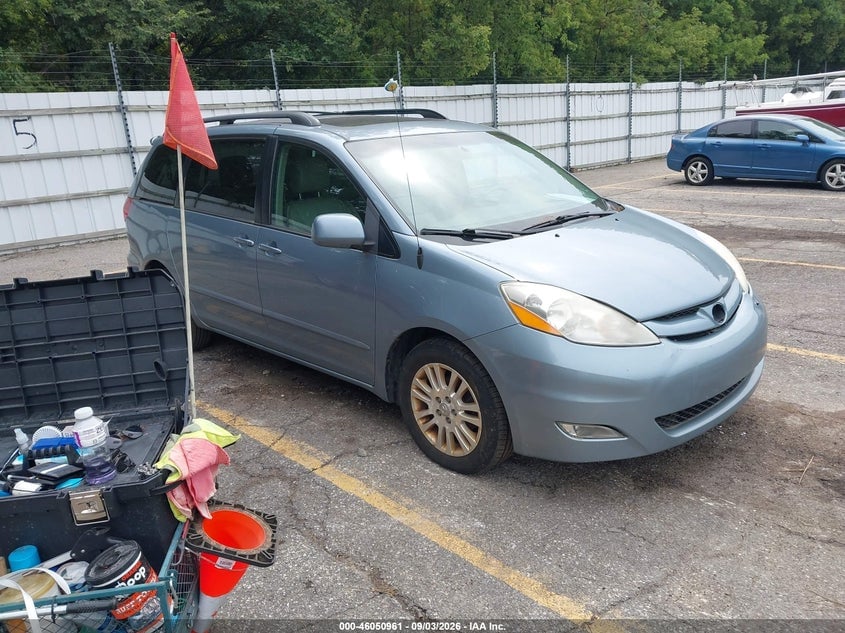 2010 TOYOTA SIENNA XLE | 5TDYK4CC1AS292976 | UPCARS