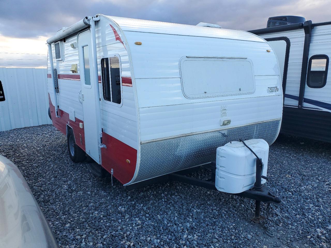 2016 RIVERSIDE WHITE WATE CAMPER | 59CCC1817GL001192 | UPCARS