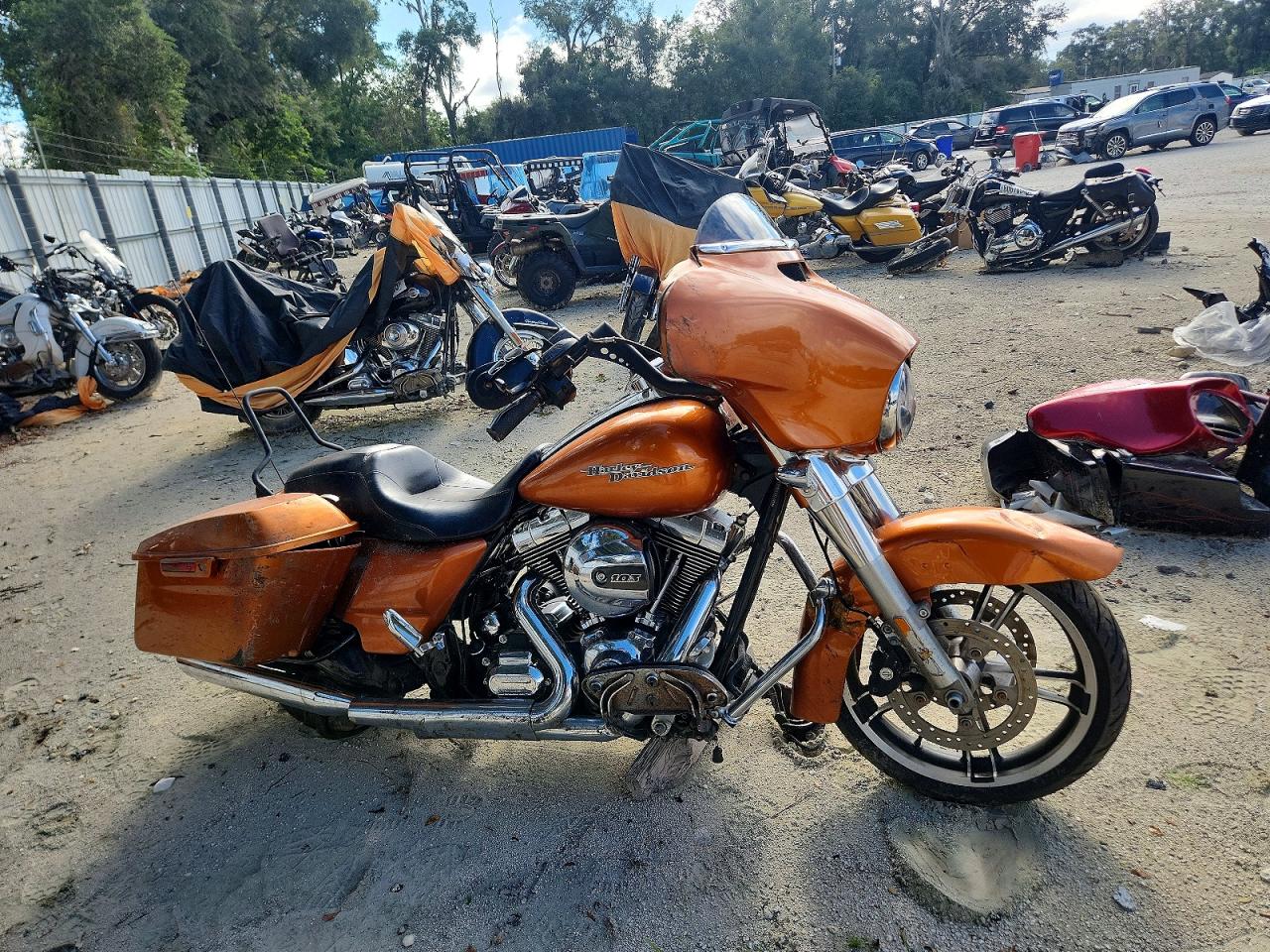 2014 HARLEY-DAVIDSON FL STREET GLIDE | 1HD1KBM12EB686808 | UPCARS