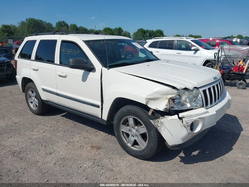 2007 JEEP GRAND CHEROKEE LAREDO | 1J8GR48K27C682768 | UPCARS
