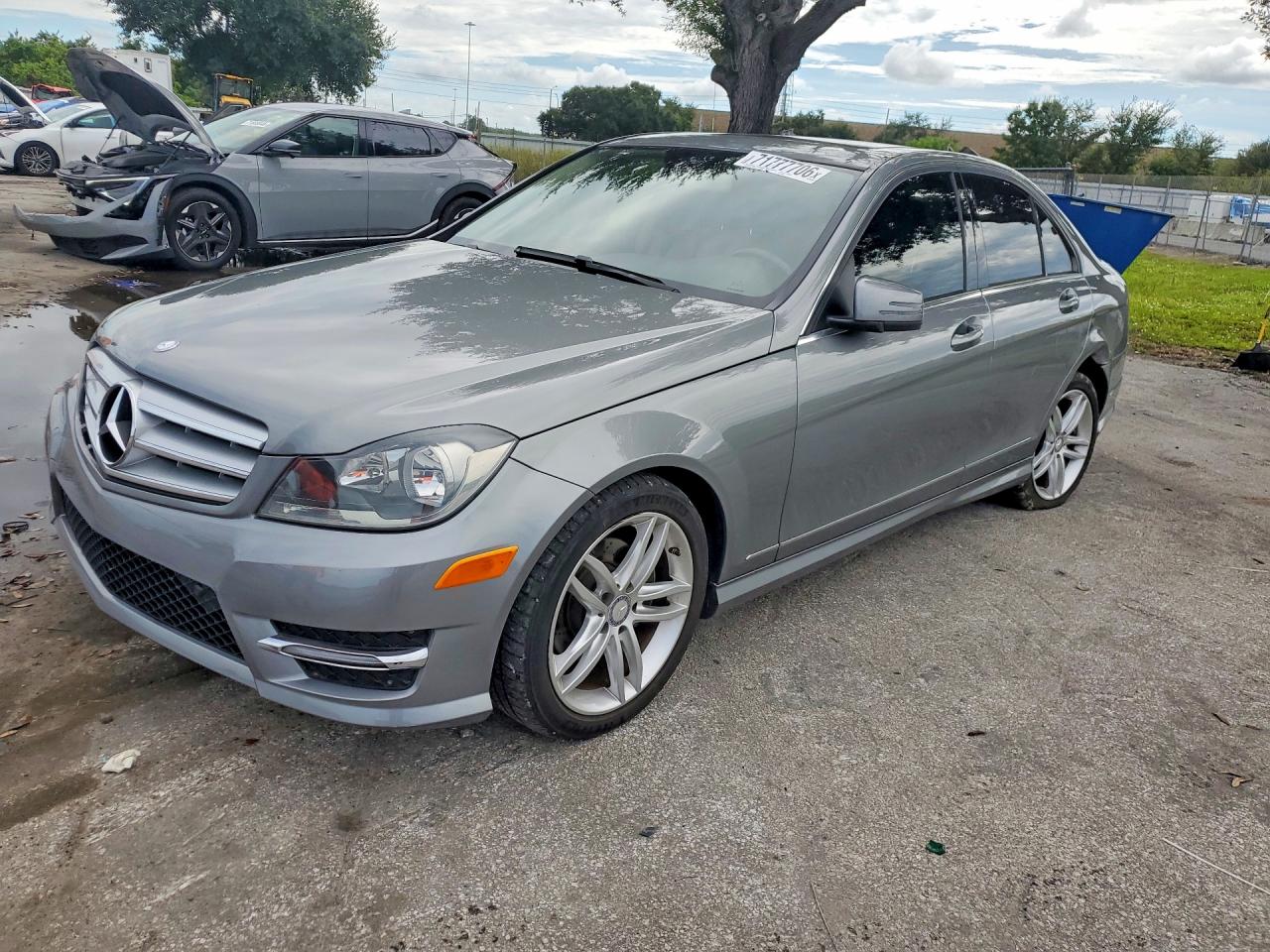 2013 MERCEDES-BENZ C-CLASS 250 | WDDGF4HB9DR300282 | UPCARS