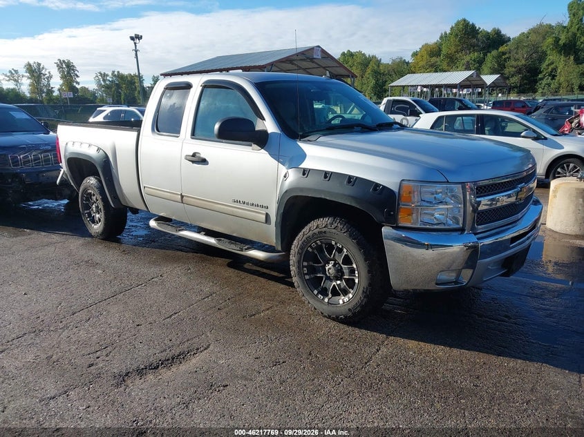 2013 CHEVROLET SILVERADO 1500 LT | 1GCRCSE00DZ106100 | UPCARS