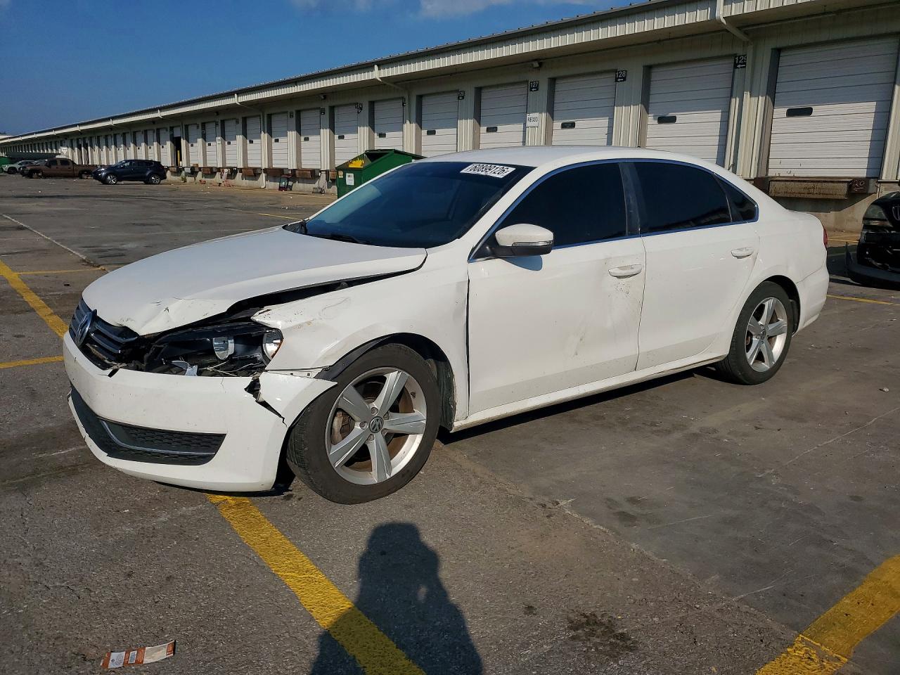 2015 VOLKSWAGEN PASSAT SE | 1VWBT7A36FC039388 | UPCARS