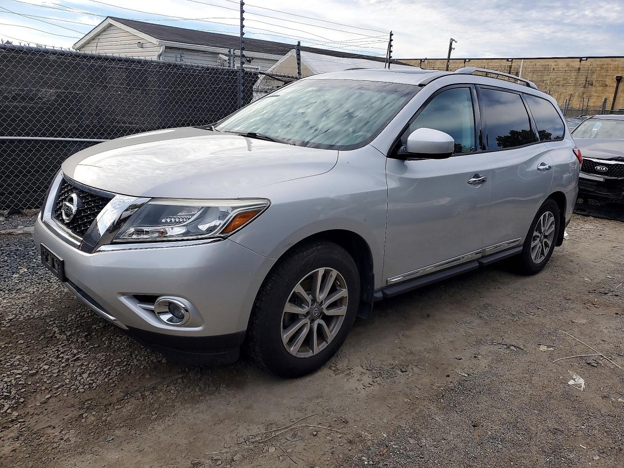2015 NISSAN PATHFINDER SL | 5N1AR2MN7FC698878 | UPCARS