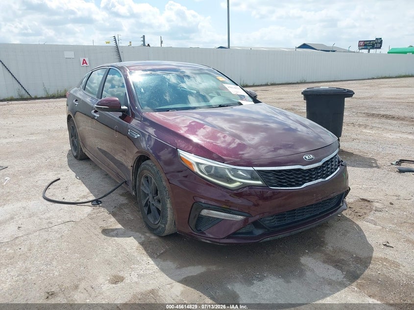 2020 KIA OPTIMA LX | 5XXGT4L30LG446056 | UPCARS