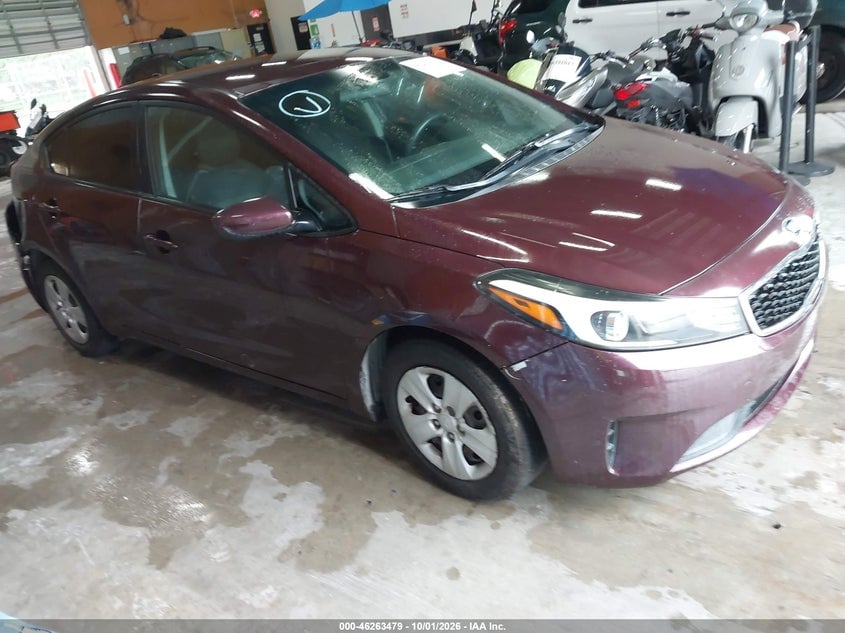 2018 KIA FORTE LX | 3KPFK4A71JE196692 | UPCARS