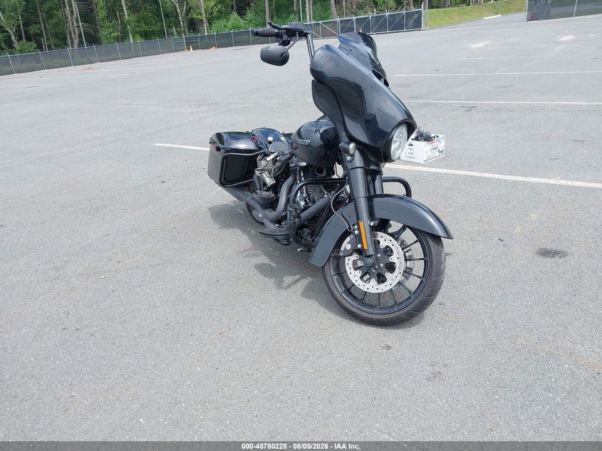 2018 HARLEY-DAVIDSON FLHX STREET GLIDE SPECIAL | 1HD1KRC19JB661036 | UPCARS