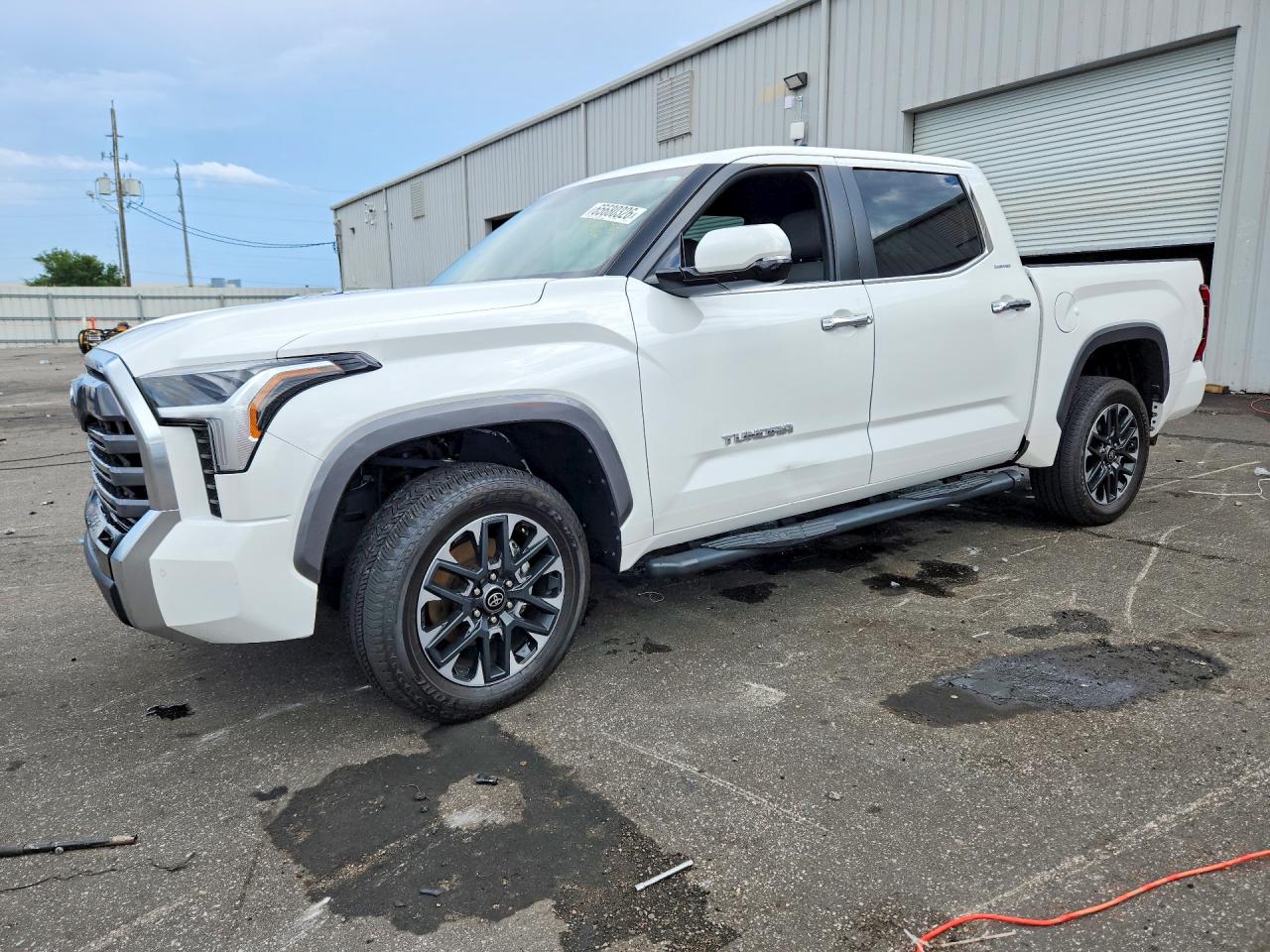 2025 TOYOTA TUNDRA CREWMAX LIMITED | 5TFJA5DB1SX283738 | UPCARS