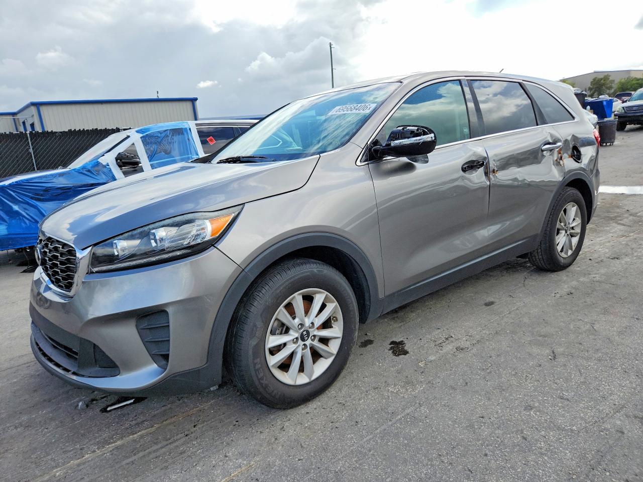 2019 KIA SORENTO LX | 5XYPG4A38KG530367 | UPCARS