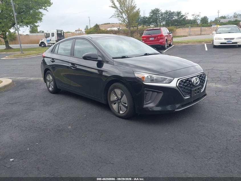 2021 HYUNDAI IONIQ HYBRID BLUE | KMHC65LC5MU247569 | UPCARS