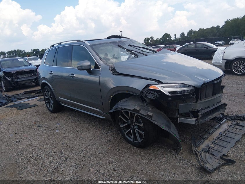 2016 VOLVO XC90 T6 MOMENTUM | YV4A22PK6G1069794 | UPCARS