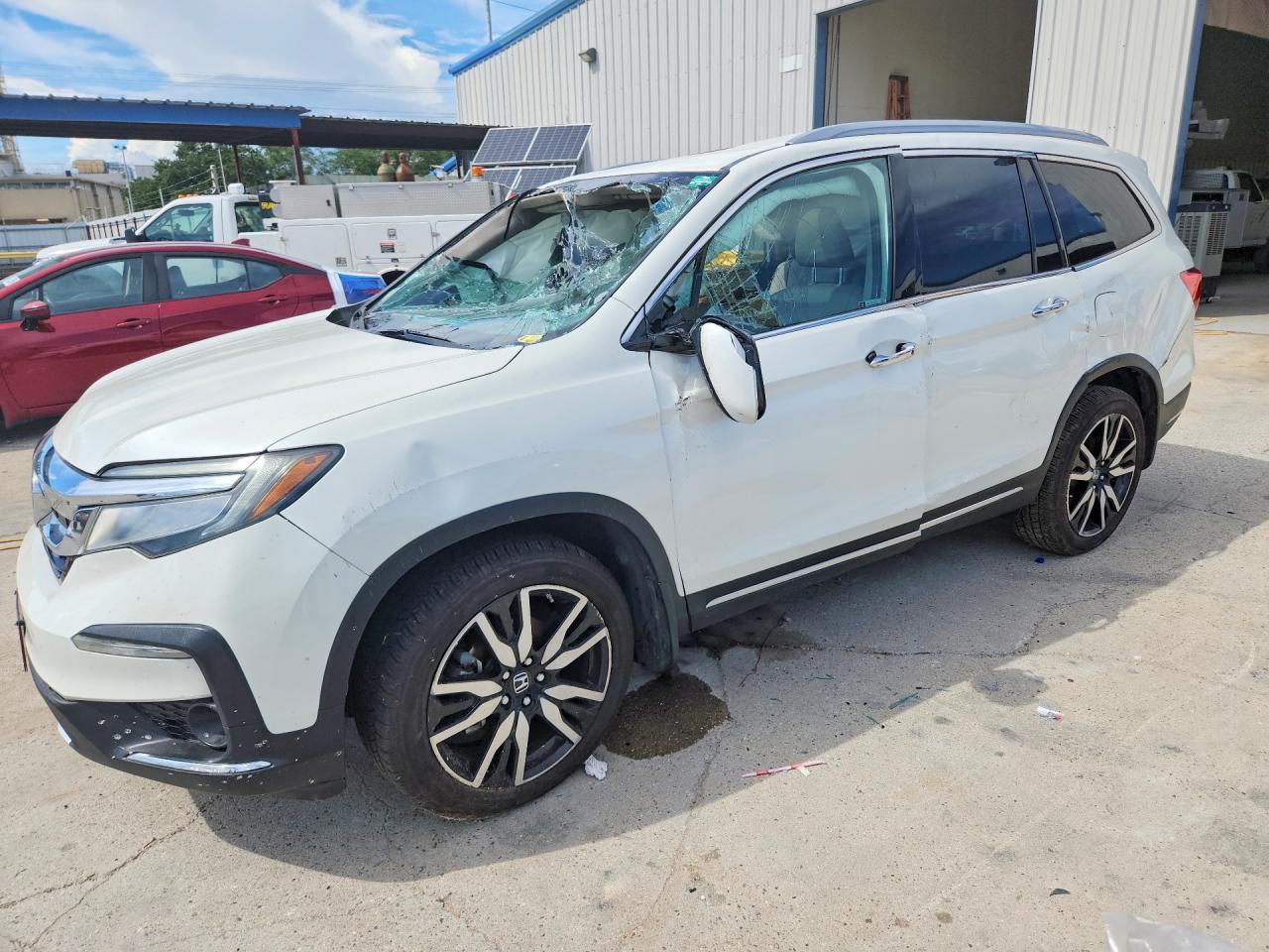 2019 HONDA PILO TOURING | 5FNYF5H66KB029160 | UPCARS