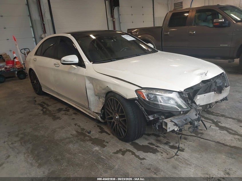 2015 MERCEDES-BENZ S 550 | WDDUG8CB6FA131631 | UPCARS
