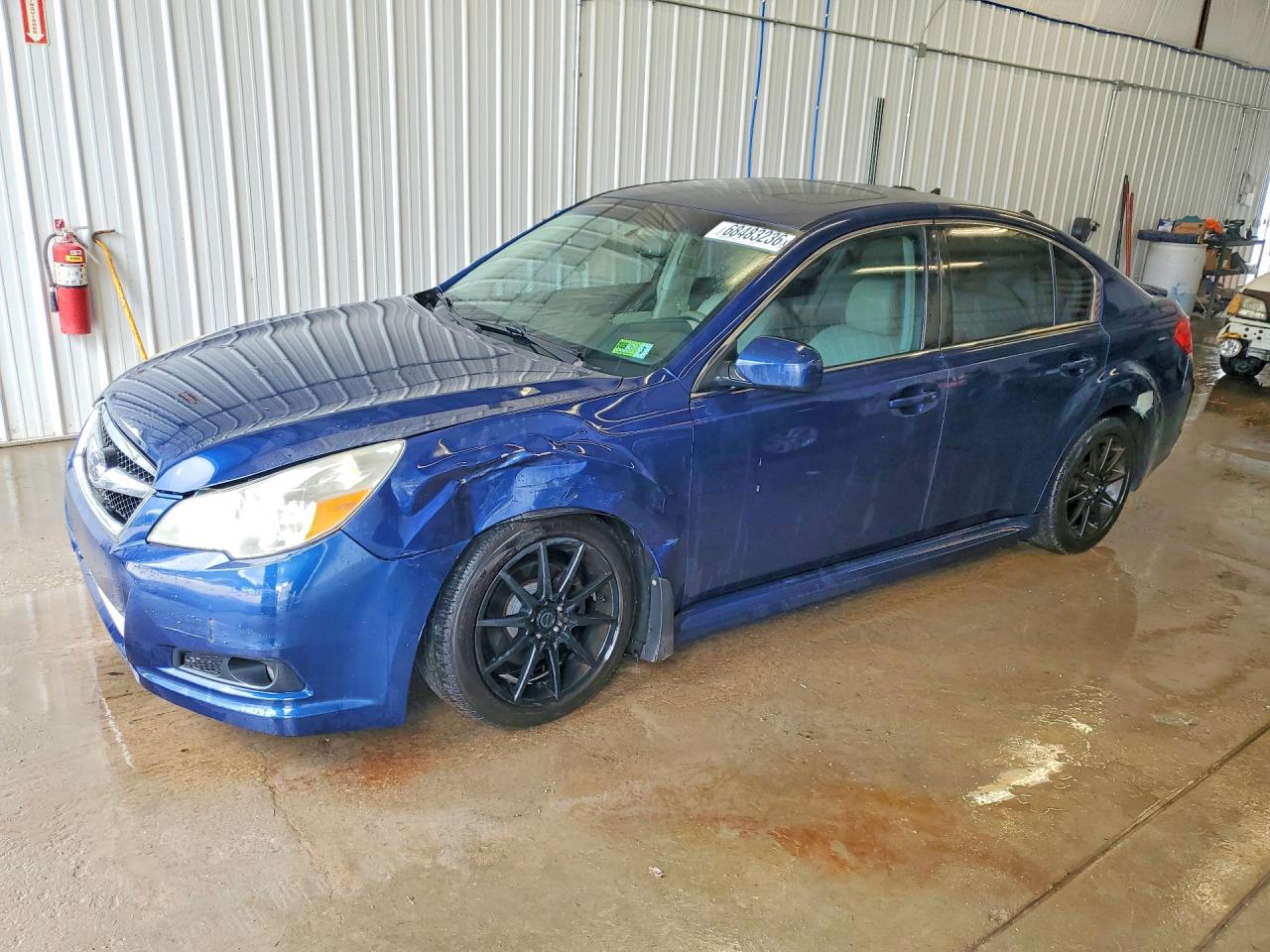 2011 SUBARU LEGACY 2.5I LIMITED | 4S3BMBK69B3256312 | UPCARS