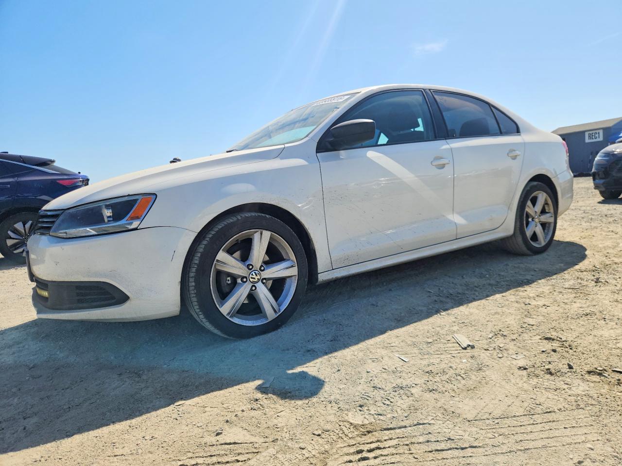 2013 VOLKSWAGEN JETTA BASE | 3VW2K7AJ8DM238083 | UPCARS