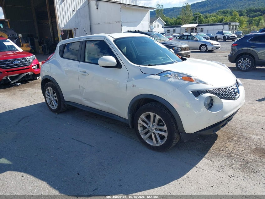 2013 NISSAN JUKE SV | JN8AF5MV3DT218304 | UPCARS